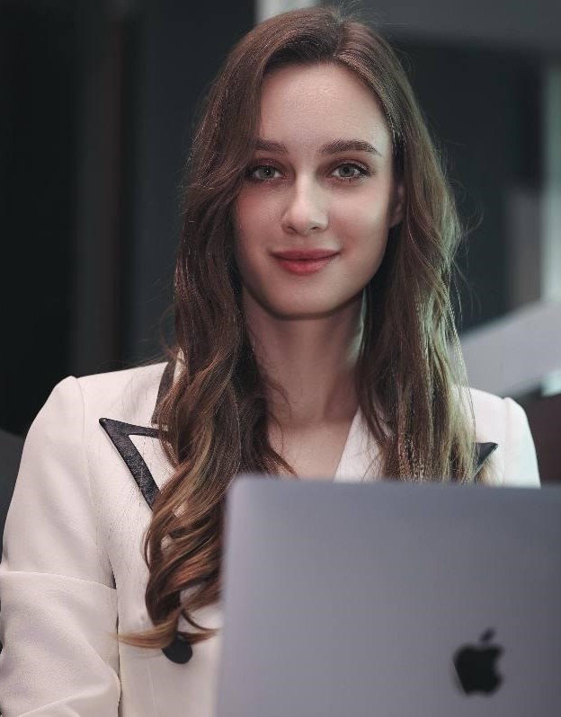 Janice Frahm, Administrative Assistant