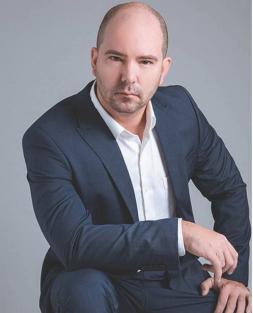 Jeffrey W. Apps, Vice President, Private Client Services